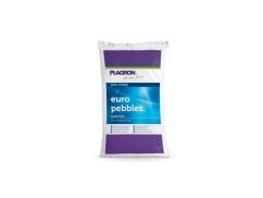 Bílý plastový pytel Plagron Euro Pebbles 10L s fialovým pruhem, modrým štítkem s nápisem euro pebbles substrate, keramzitový substrát pro hydroponie Bílý plastový pytel Plagron Euro Pebbles 10L s fialovým pruhem, modrým štítkem s nápisem euro pebbles substrate, keramzitový substrát pro hydroponie
