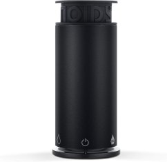 Černý cylindrický POT by NOIDS Pot Herb Cooker s matným povrchem, kulatým víkem s logem NOIDS a ovládacím tlačítkem, moderní kuchyňský přístroj