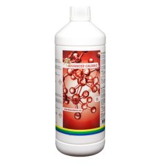 Bílá plastová láhev Advanced CalMag 1L s červeným štítkem zobrazujícím molekulární strukturu, doplněk vápníku a hořčíku pro hydroponii