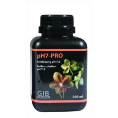 Černá plastová láhev s kalibračním roztokem GIB Industries pH7-PRO, 300 ml, s červeným a bílým potiskem a obrázky rostlin na etiketě