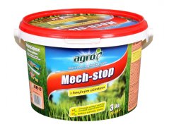Plastový kelímek Mech-stop 3kg s červeným víkem a bílým tělem, na obalu je zelená tráva a modrý nápis, hnojivo na odstranění mechu