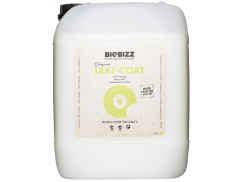 Bílý plastový kanystr BioBizz Leaf-Coat 10l s černou rukojetí a zeleným štítkem obsahujícím logo a informace o organickém postřiku na listy rostlin