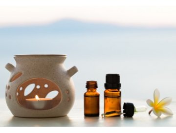 Aromalampy na esenciálne oleje: Ako si vybrať tú pravú pre dokonalú vôňu a atmosféru?