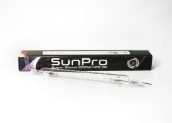 Bec SunPro Super Bloom 1000W HPS DE cu ambalaj negru-alb și tub de sticlă transparent cu capete metalice pe fundal alb Bec SunPro Super Bloom 1000W HPS DE cu ambalaj negru-alb și tub de sticlă transparent cu capete metalice pe fundal alb