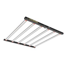 Černé LED osvětlení SunPro HITTER 600W s šesti dlouhými bílými LED pásky v hliníkovém rámu s červenými koncovkami a žlutým logem na černém profilu