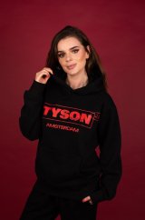 Tyson 2,0 Mikina černá vel. L - stylová černá mikina s kapucí a červeným nápisem TYSON AMSTERDAM na hrudi, modelka má ruce v kapsách