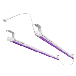 Dva bílé SunPro LED Bars UV+FAR RED 2x25W s fialovým světelným spektrem, připojovací kabel a kovovými držáky pro montáž